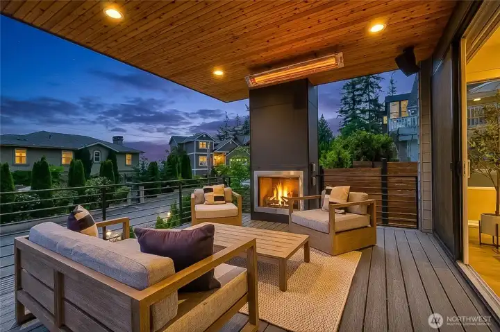 Heated covered outdoor deck off great room