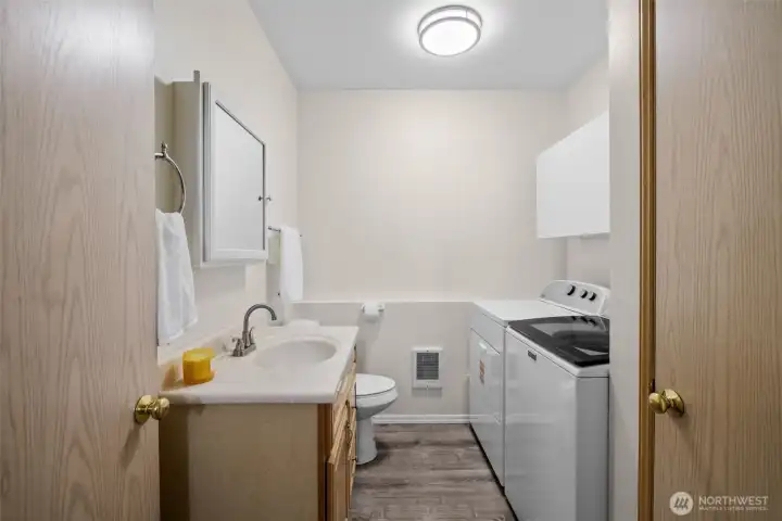 Powder Room/Laundry Room on Lower Floor Powder Room/Laundry Room on Lower Floor