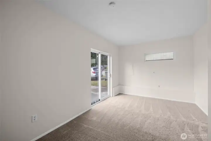 2nd Bonus/Flex Room w/closet on Lower Level w/Sliding Glass Door to Driveway 2nd Bonus/Flex Room w/closet on Lower Level w/Sliding Glass Door to Driveway