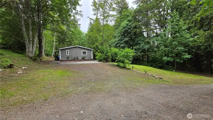Large driveway!