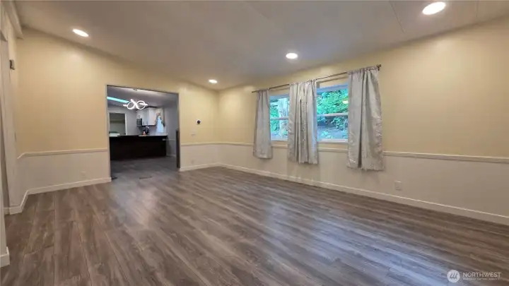 2nd family room is adjacent to the 2 secondary bedroooms