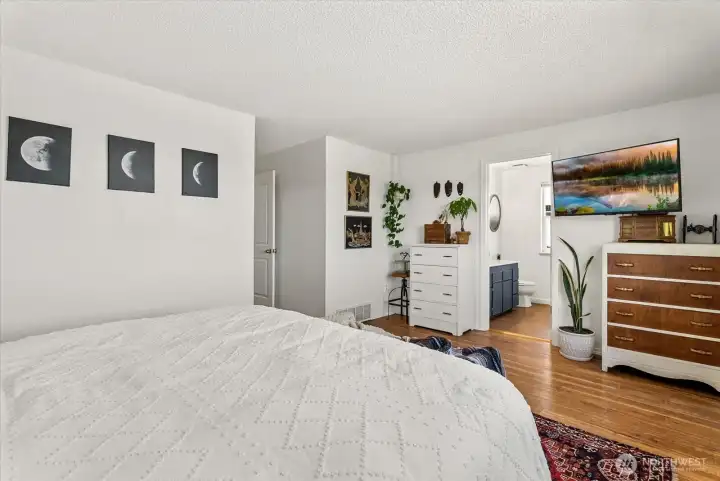 The BEST Natural Light! The BEST Natural Light!