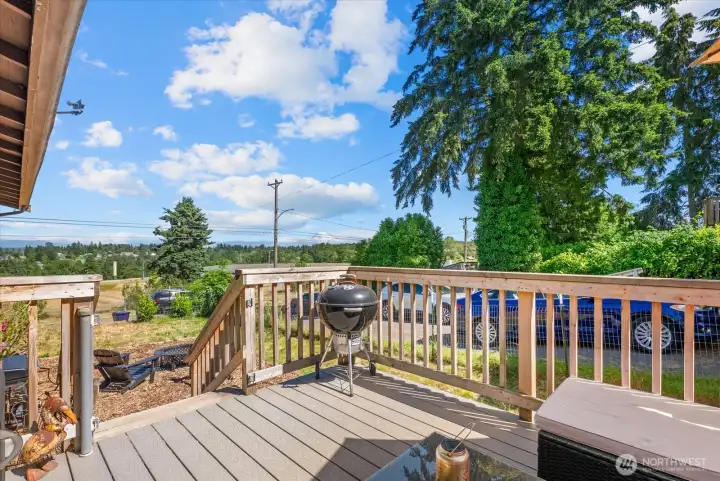 Outdoor Living With A View! Outdoor Living With A View!