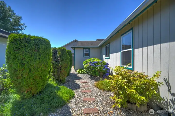 Side yard