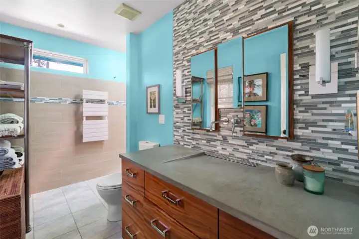 Gorgeous primary bath with heated floors Gorgeous primary bath with heated floors