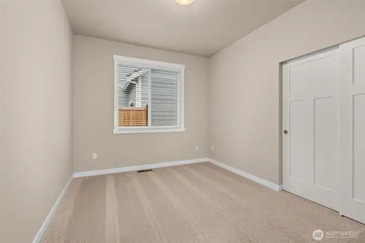 2nd bedroom