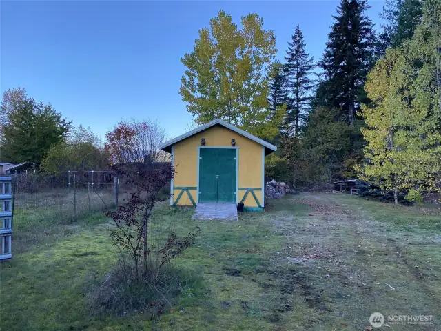 Garden shed