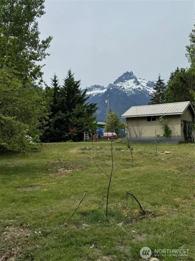 Views of Whitehorse Mt