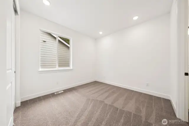 Junior primary suite