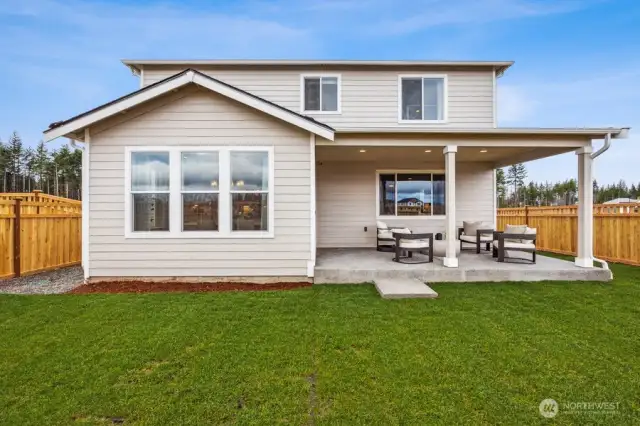 Photos are of Yorktown model home. Colors and options may vary.