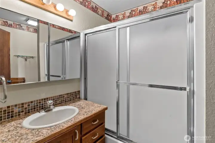 Main bathroom