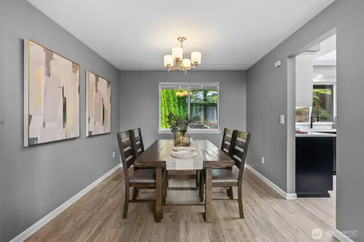 Dining room perfect for casual weekday dinners or elaborate Holiday entertaining!