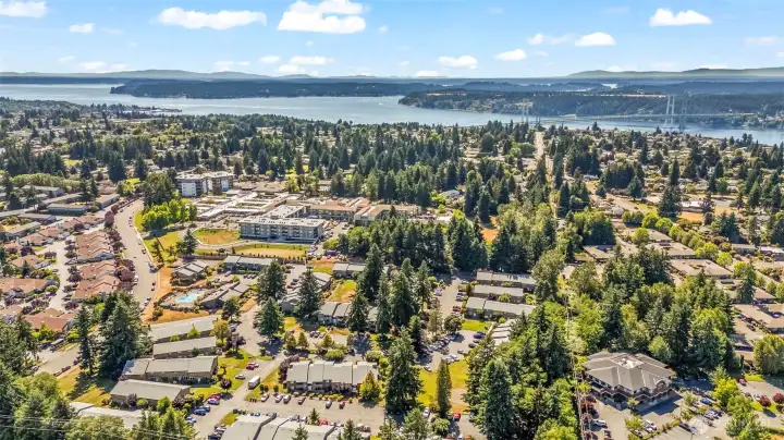 An overview of where this fantastic Highlands condo community is located in desirable North End Tacoma.