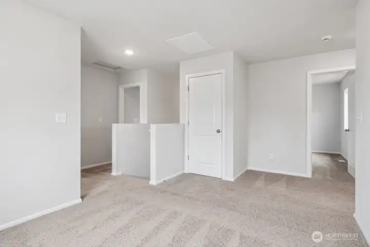 Disclaimer Secondary photos of same floor plan on different lot in different community: Photos are from another Viola, finishes, upgrades, and features may vary.
