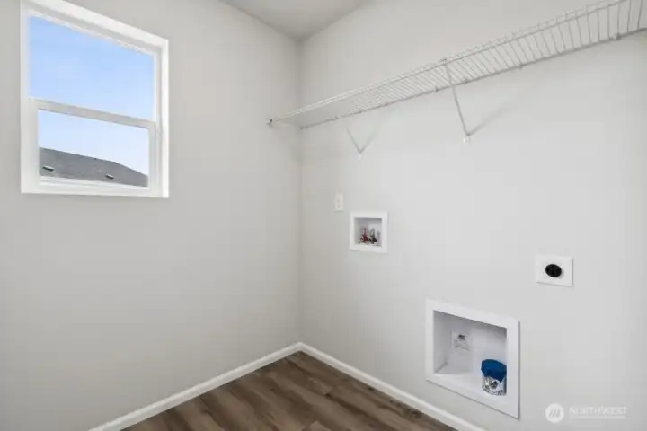 Disclaimer Secondary photos of same floor plan on different lot in different community: Photos are from another Viola, finishes, upgrades, and features may vary.