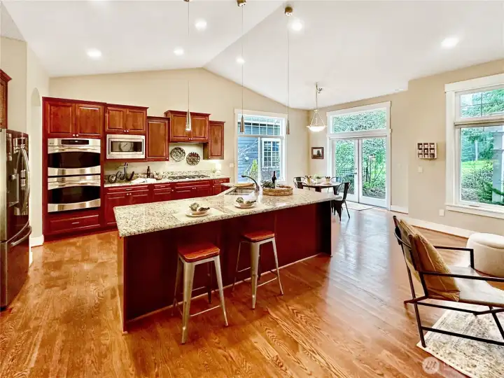 Lots of space at the kitchen bar.