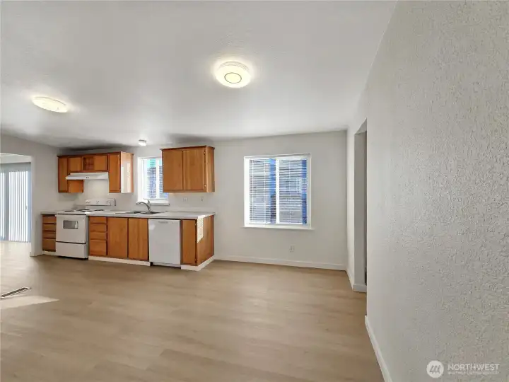 The breakfast nook just off the kitchen—an inviting spot for morning coffee, casual meals, or catching up at the start of your day.