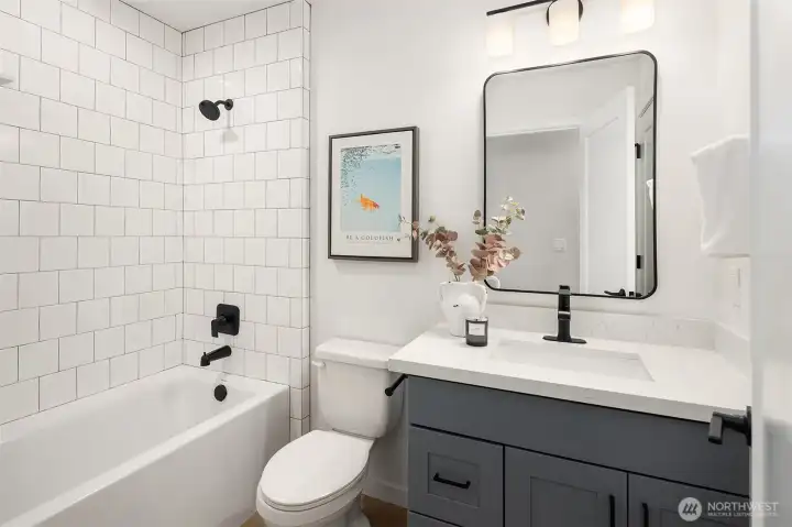 Full bathroom on 2nd floor.