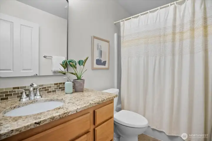 Full bath on upper level.