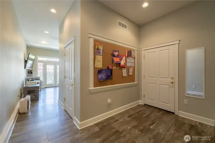 Extra space on main floor-door to garage