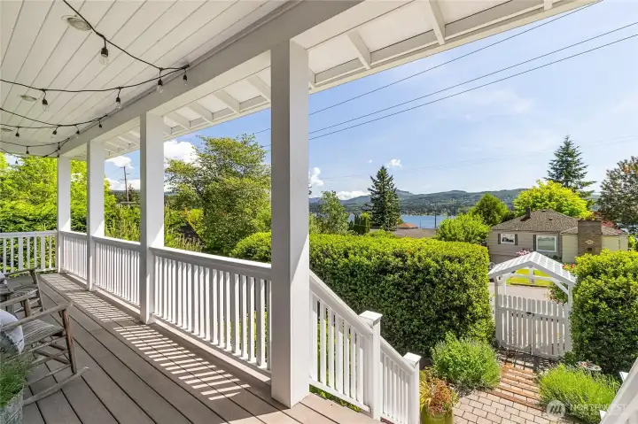 wrap around front deck