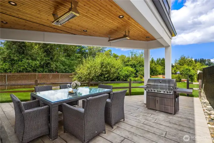 Patio - outdoor living area Patio - outdoor living area