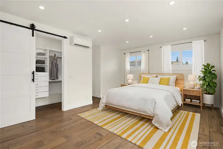 Second Bedroom with walk-in Closet and organizers. Second Bedroom with walk-in Closet and organizers.