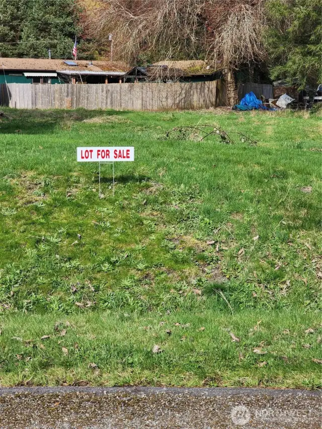 This is the lot that was 92% APPROVED for Septic when the process was dropped. All permits are recorded and have expired.