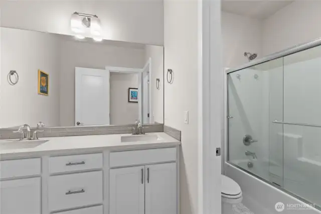 Upper Guest bathroom
