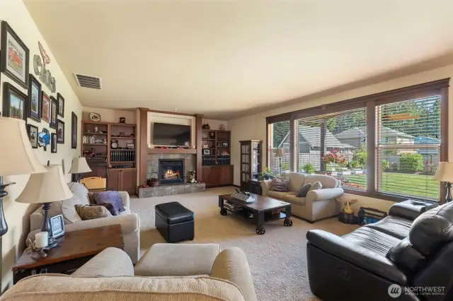 Spacious main room for entertaining or staying in