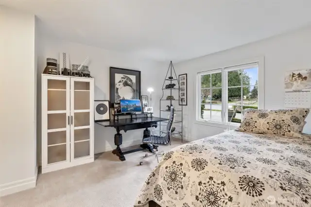 Additional bedroom.