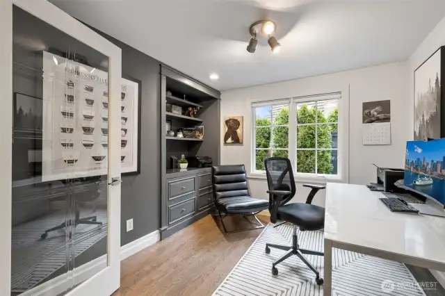 4th Bedroom or office- you decide!
