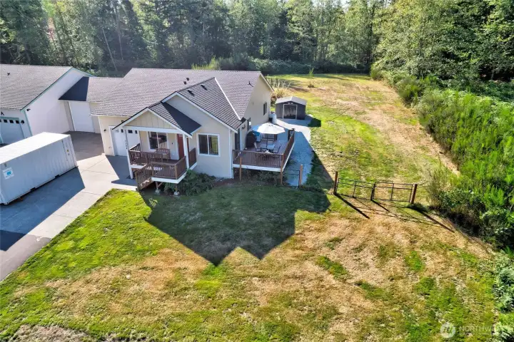 Aeiral view of home and property