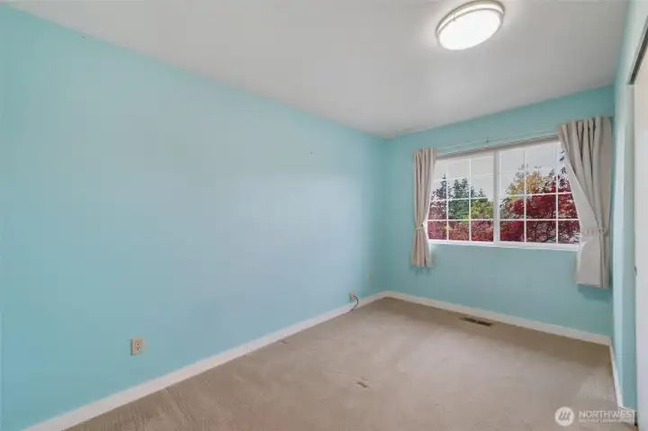 Territorial views from third bedroom