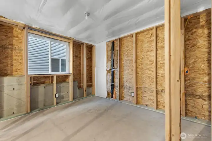 Photographs are for illustrative purposes only. Features, finishes, interior/exterior colors, landscaping and floorplan shown may vary from actual homes built