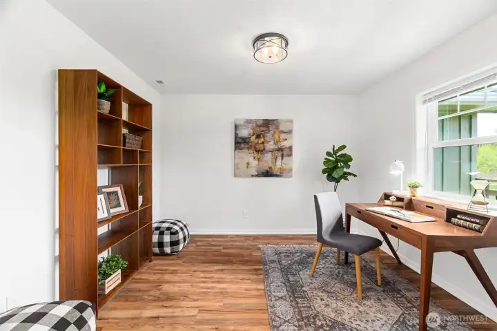 Office with views of the pasture