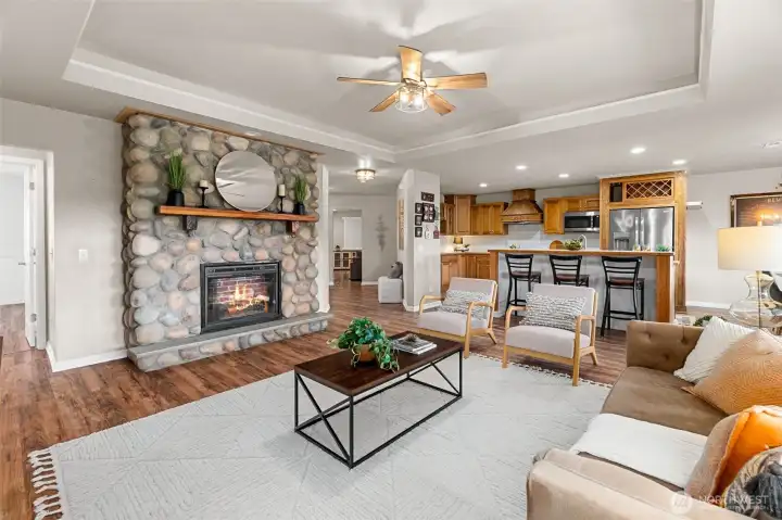 Kitchen and dining room open to livingroom