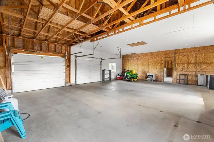 Detached Garage