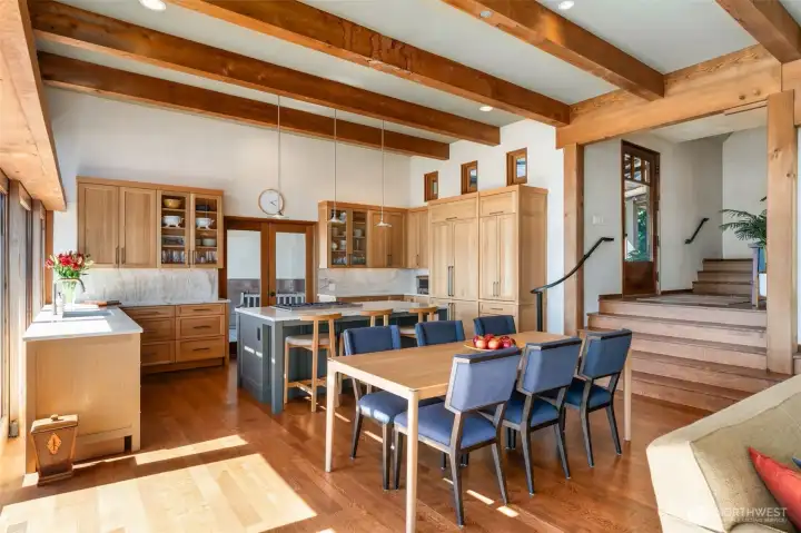 Quarter-sawn oak floors added in 2024 Quarter-sawn oak floors added in 2024