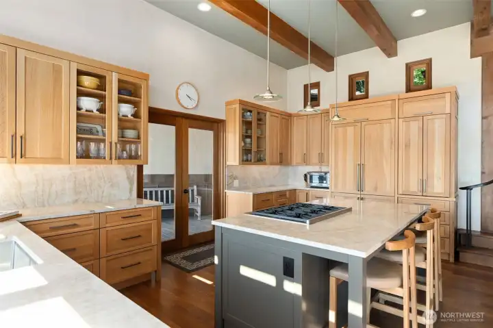 White oak cabinetry White oak cabinetry