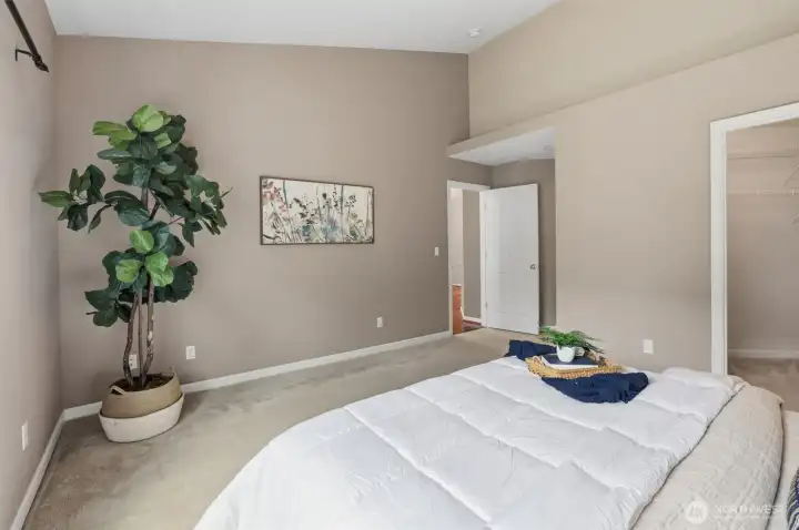 Oversized Primary bedroom