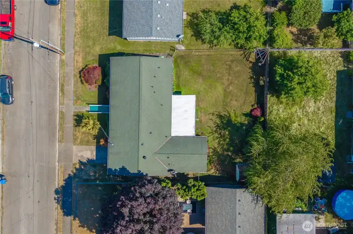 Fully fenced yard on this .15 acre lot Fully fenced yard on this .15 acre lot