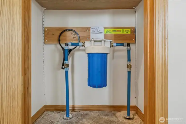 Whole house water filtration system Whole house water filtration system