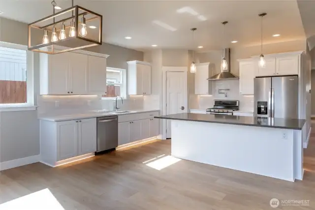 Kitchen and dining room area