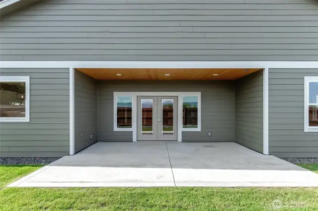 Large rear patio