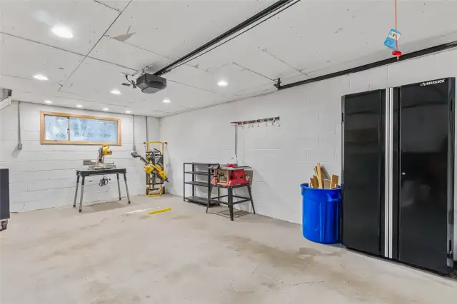 Detatched garage