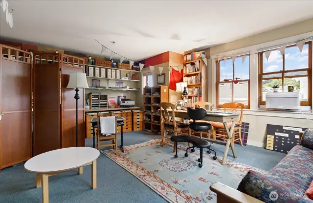 269 sqft office space on 2nd floor with half bath