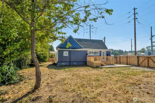 Come make this little slice of paradise your own!