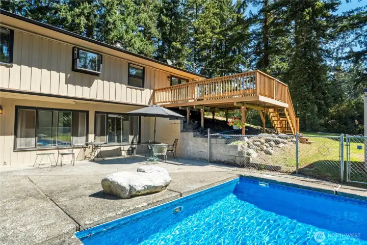 Pool w/New Liner