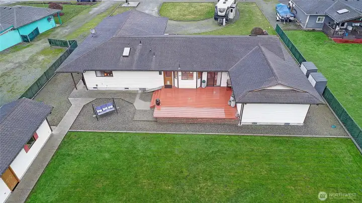 Tidy is normal for this family..